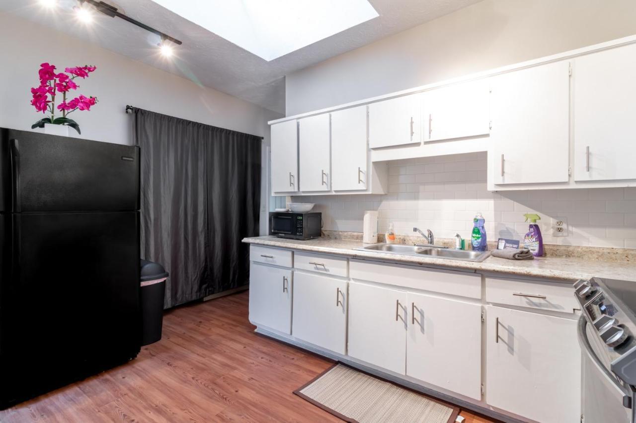 Sunny Sweetheart-Front Apartment Near Riverwalk Columbus Exteriör bild